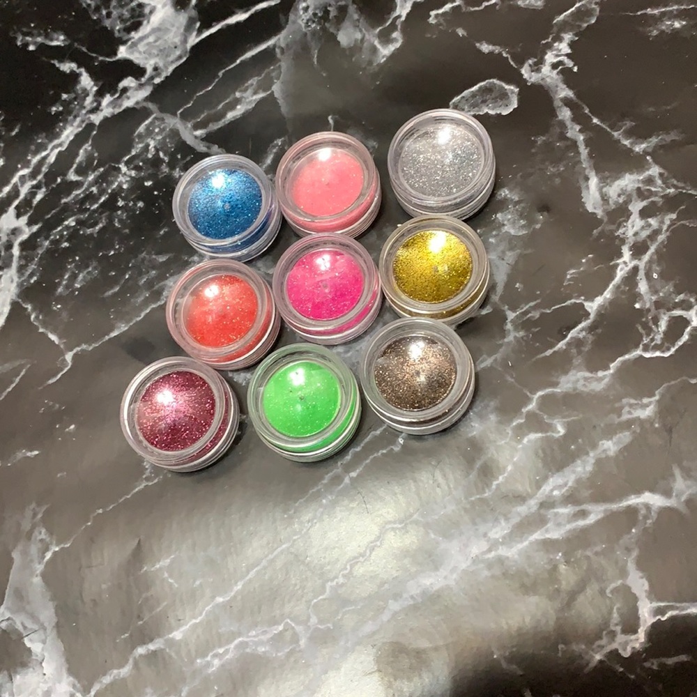 Nail glitter